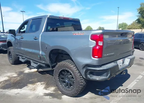 2021 Chevrolet Silverado 1500 4Wd Short Bed Custom Trail Boss z USA, uszkodzony, nr VIN 1GCPYCEF3MZ246533